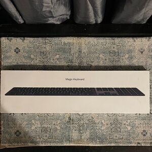 Apple Magic Keyboard - Sleek Black Design